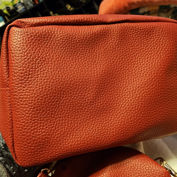 A NWOT purse - Picture 4 of 12